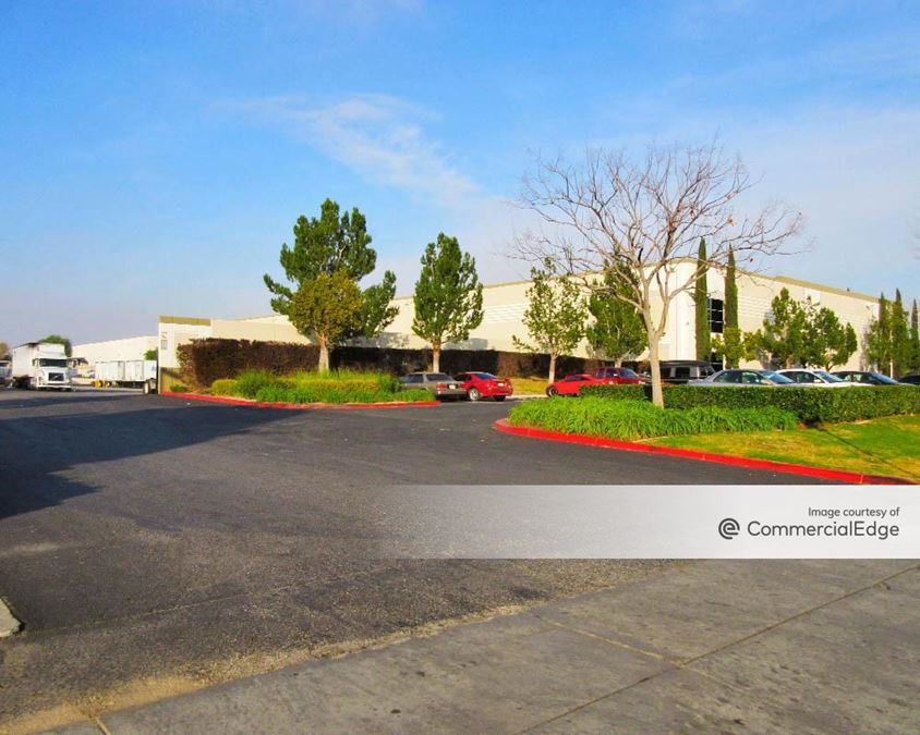 11385 & 11385A Venture Drive 11385 Venture Drive Industrial Building