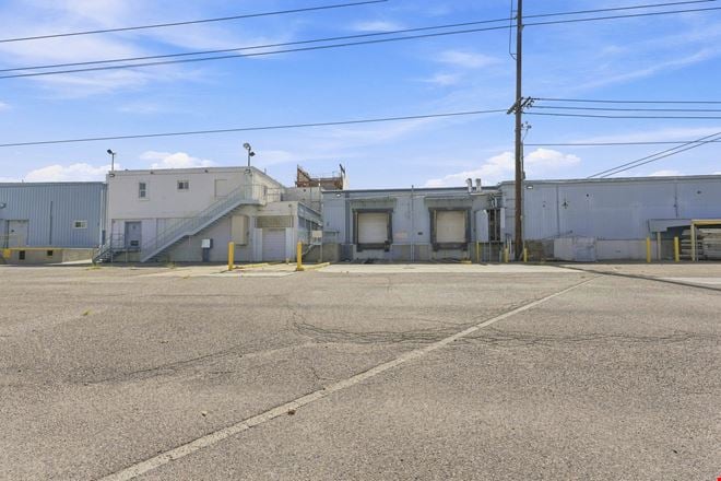 500 & 515 Broadway Blvd SE