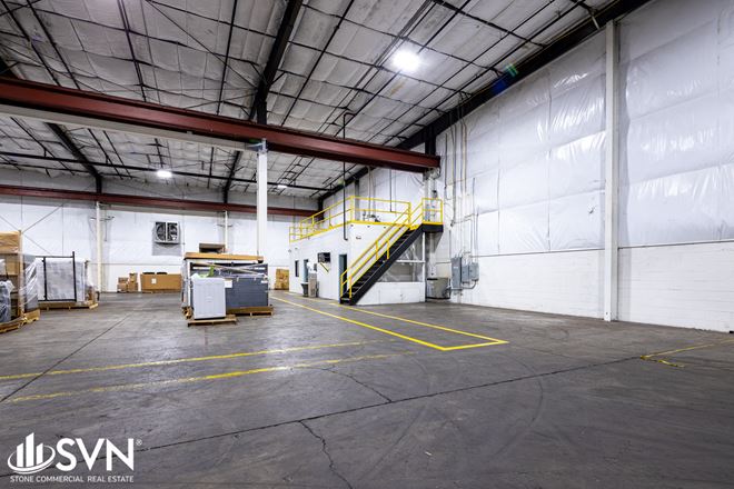 Functional Midsize Industrial Space For Sublease - 34,163 SF