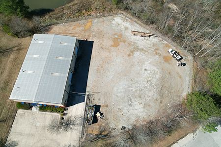 6838 Oak Ridge Commerce Way - Austell