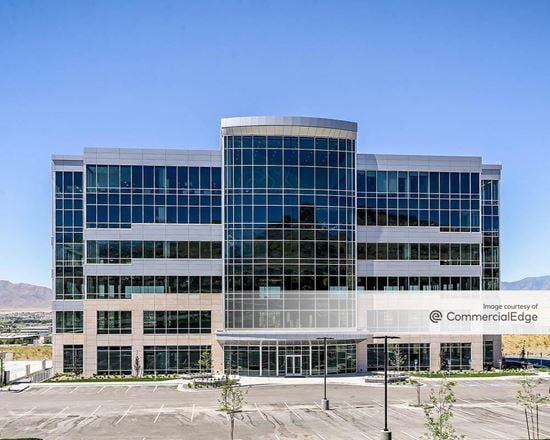 Traverse Ridge Center I