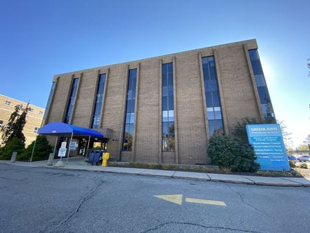 405 Greenlawn Ave - Lansing