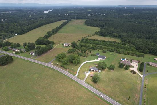 1390 Gap Creek Rd