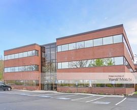 86 Baker Avenue Ext