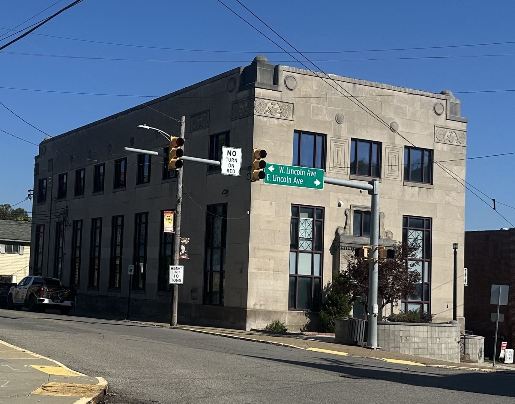 101 East Lincoln Avenue