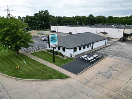 Photo of commercial space at 2805 N Main St in Decatur