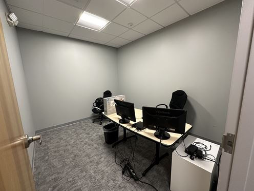 551 Square Foot Office Space