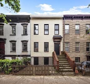 738 Lafayette Ave
