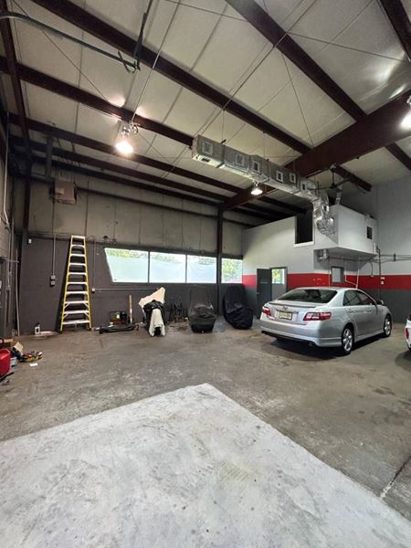 Industrial space for Rent at 2280 S Clinton Ave in South Plainfield