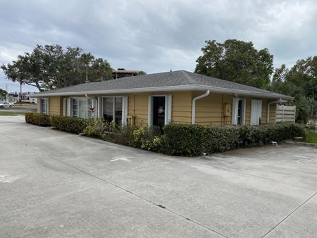 Photo of commercial space at 1980 Lincoln Dr in Sarasota