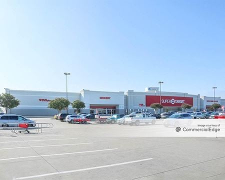 Photo of commercial space at 8000 Denton Hwy in Fort Worth