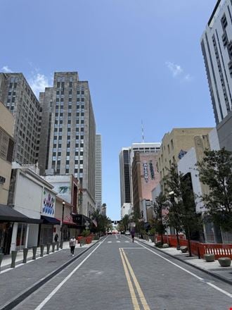 Prime Retail Space for Lease | Downtown Miami