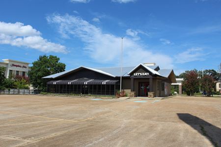Commercial space for Rent at 220 S Pearson Road in Pearl