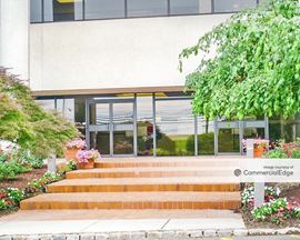 Waterview Plaza