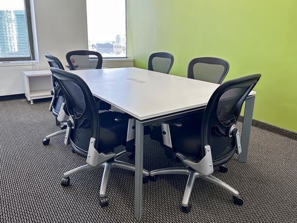 Regus - Parkway Place