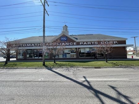 Retail space for Rent at 7757 West Lawrence Avenue in Norridge