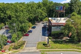 5505 Roswell Rd