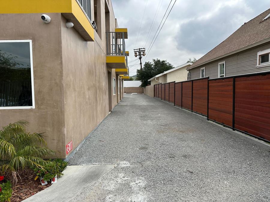 217 West Ave 37