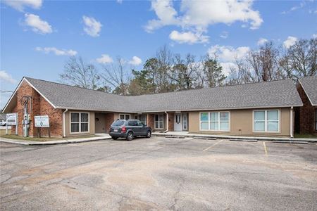 Commercial space for Rent at 902 J.W. Davis Dr in Hammond