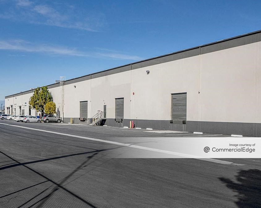 Alondra Industrial Park