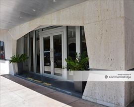 2121 Ponce de Leon Building