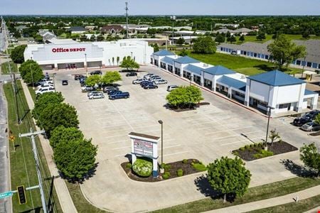 Photo of commercial space at 1427 S Broadway in Edmond