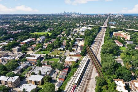 Multi-Family space for Sale at 7905 S Greenwood Ave in Chicago