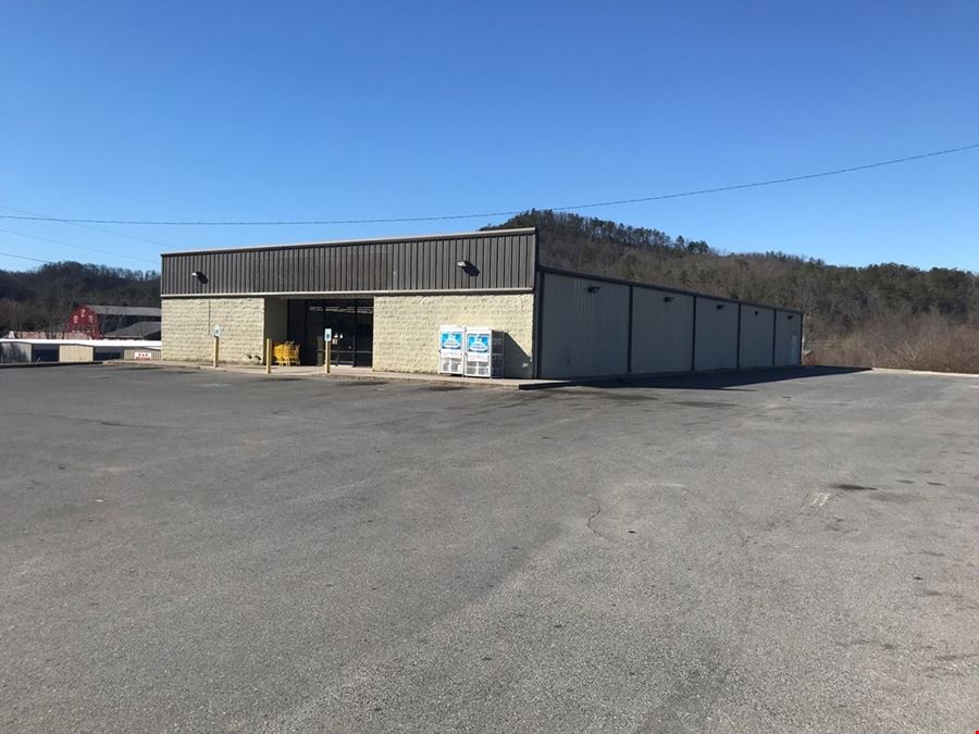 Retail Building For Sale or Lease