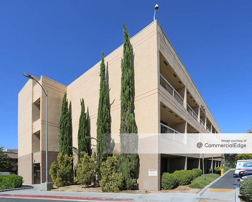 Antelope Valley Hospital - Outpatient Lab - 44241 15th Street West ...