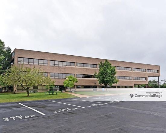 Corporate Square - 1015 Corporate Square Drive