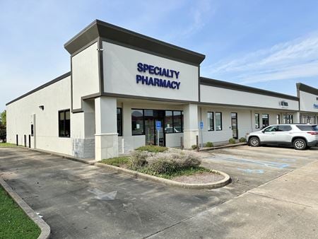 Photo of commercial space at 1000 Lakeland Square in Flowood