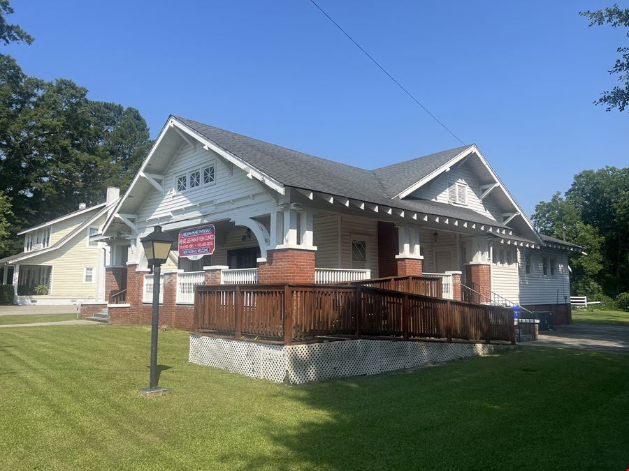 2,519 SF Office Building on 0.48-Acre