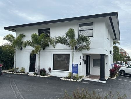 Office space for Rent at 6604 Midnight Pass Rd in Sarasota