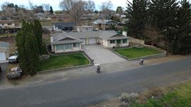 6109/6111 W. Arrowhead Ave