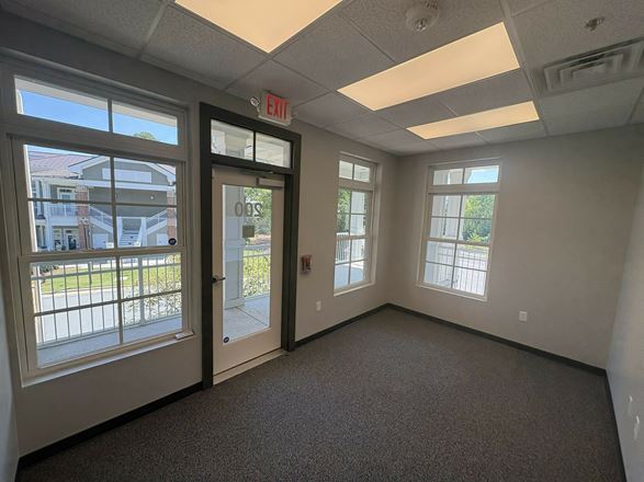 1480 Chapel Ridge Road, Ste. 200