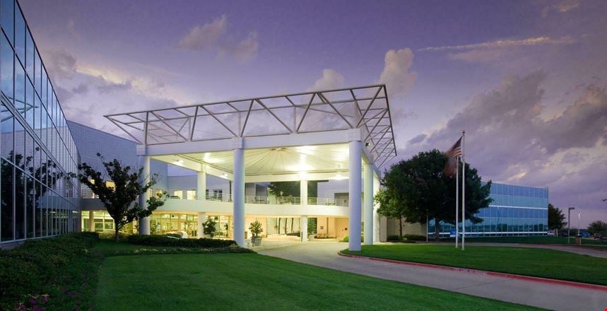 Office space for Rent at 7140 Oakmont Blvd in Fort Worth