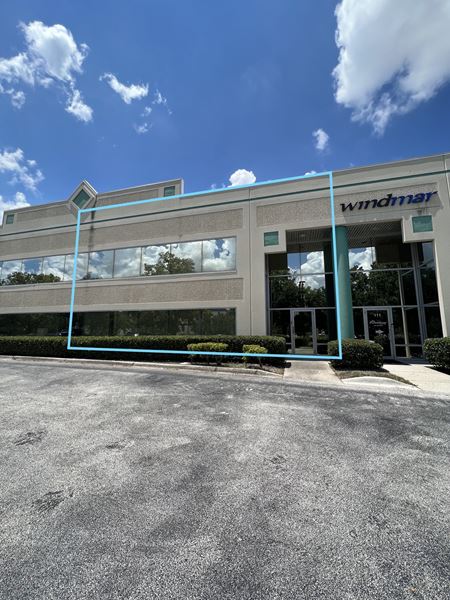 Commercial space for Rent at 6753 Kingspointe Pkwy Ste 110 in Orlando
