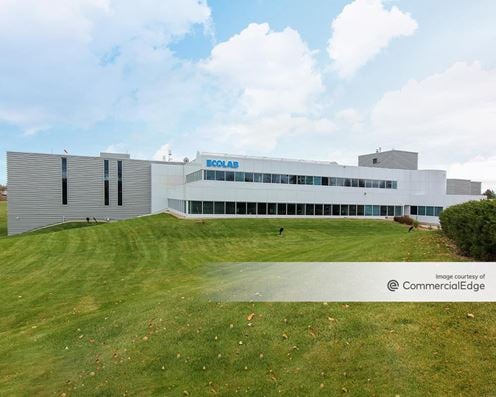 Highway 55 Business Center
