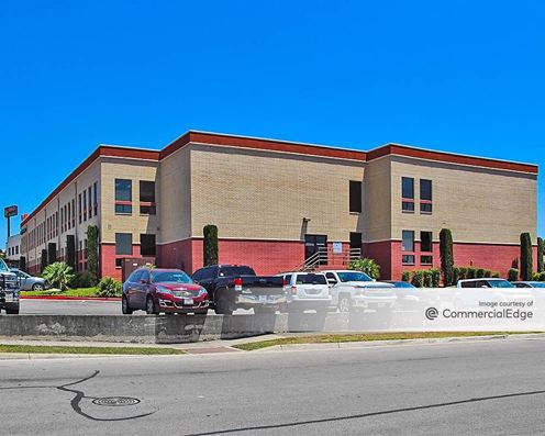 Toepperwein Medical Center