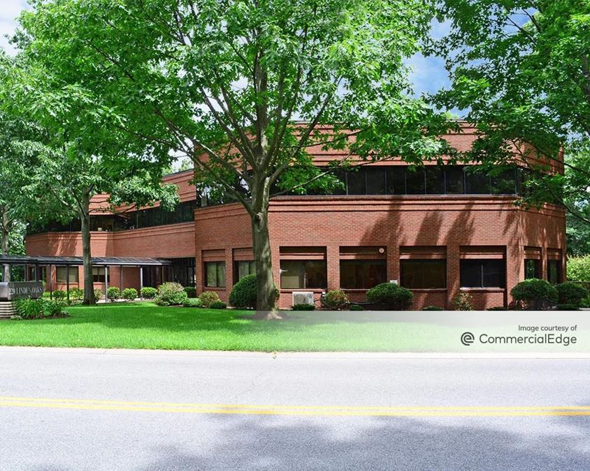 220 Linden Oaks, Rochester, NY 14625