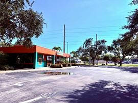 130 SE Entrada Avenue, Port St. Lucie FL, 34952