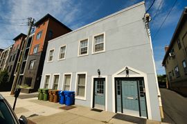 30 W Price St