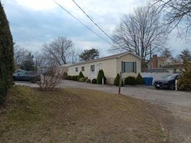 725 East Ave Ext