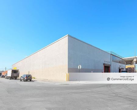 Industrial space for Rent at 211 Lombardy Street in Brooklyn