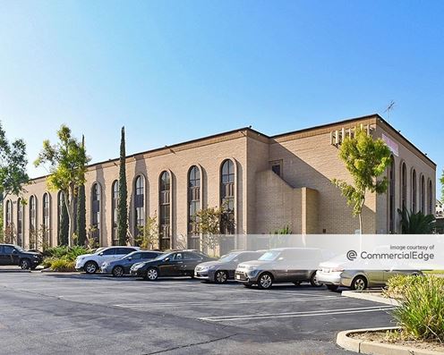 El Monte Executive Plaza