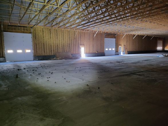 999 Aero Drive - 2,500 up to 12,300 +/- SF Warehouse-Industrial Uses