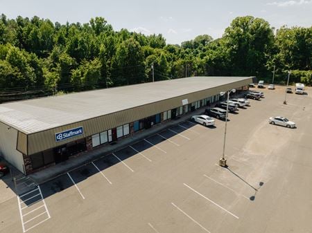 Retail space for Rent at 919 Highway 51 S in Covington
