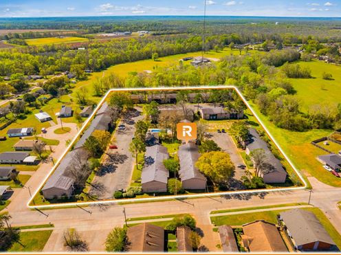 Receivership Sale: 109-Unit Multifamily Value-Add | Chateau Royale