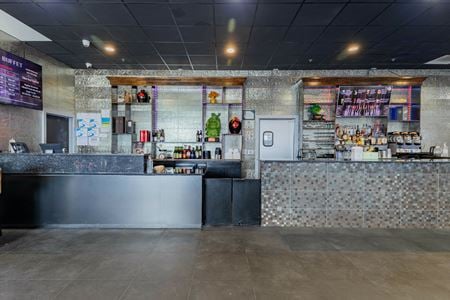 Retail space for Rent at 2113 South Linden Road in Flint