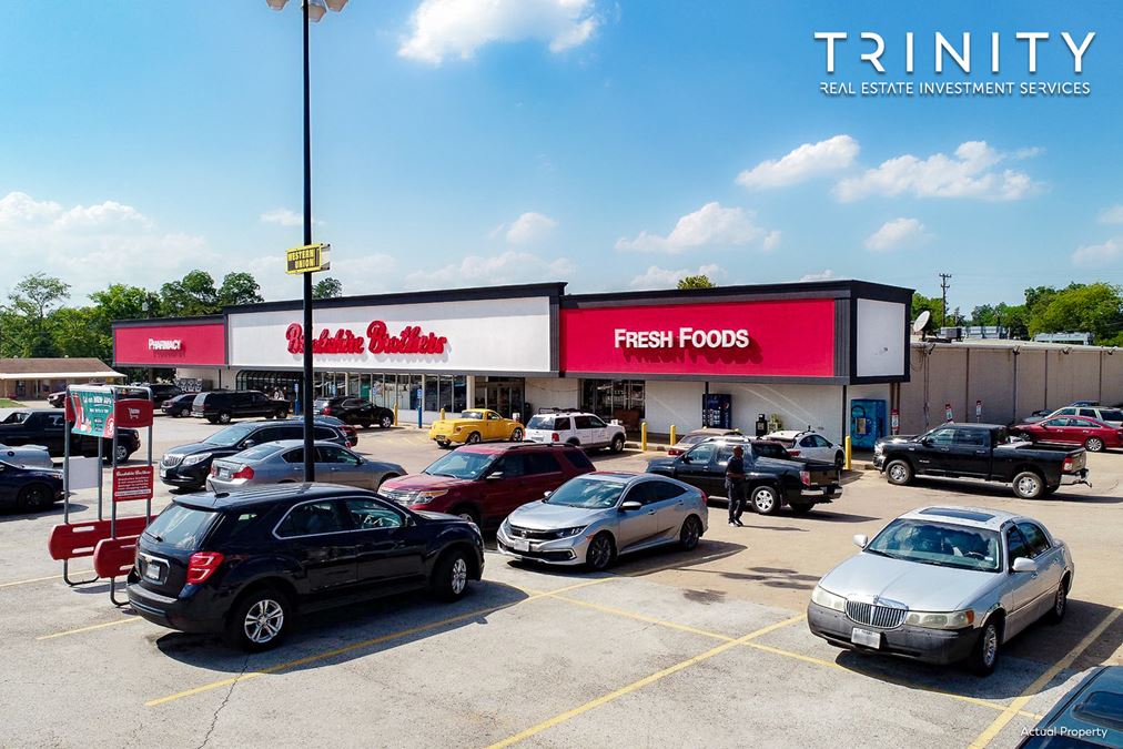 East Texas Brookshire Brothers Grocery Store Property & Listing Details